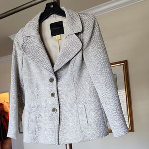 Classiques Entier Croc-Patterned Blazer in Light Gray